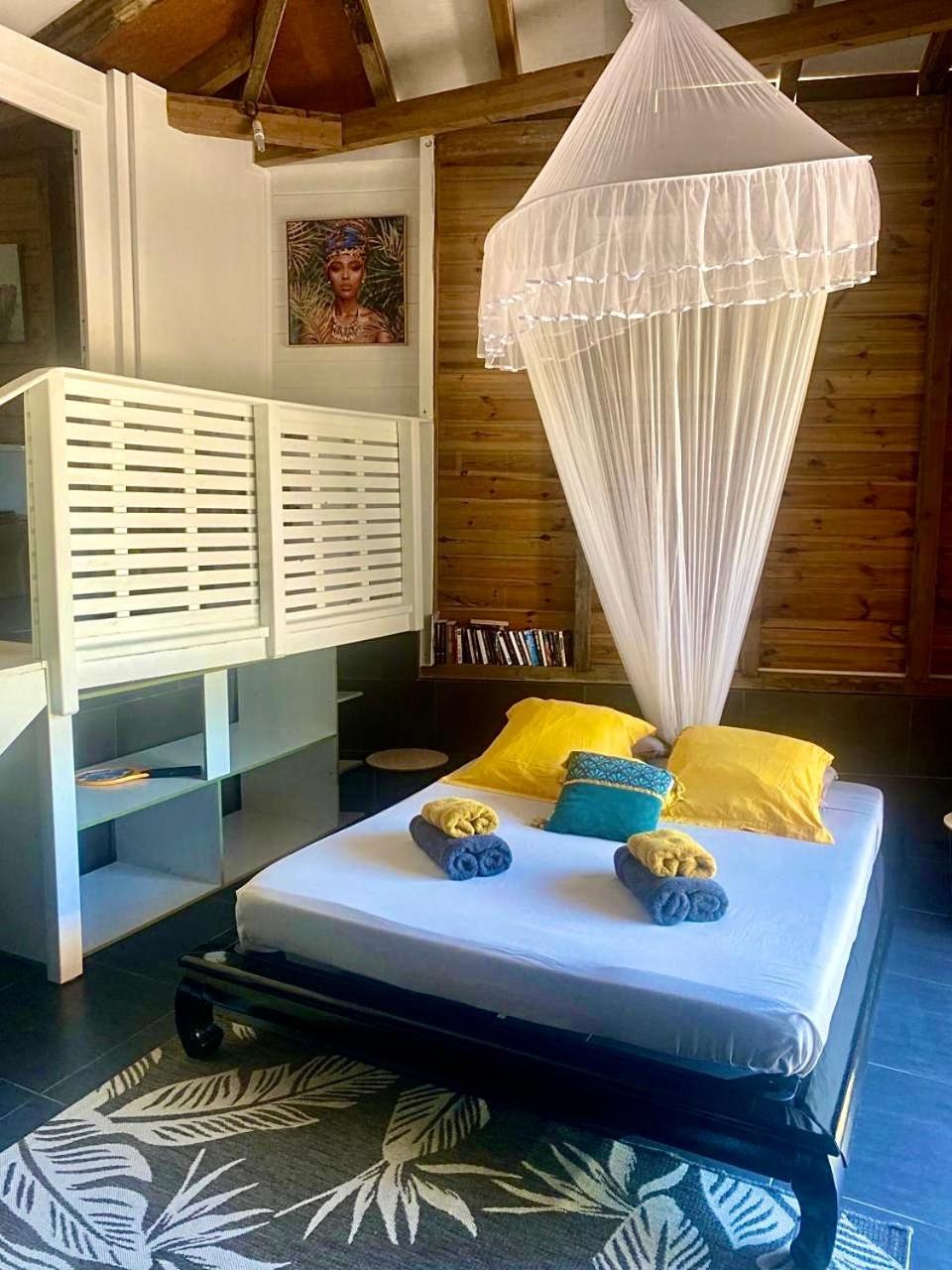 Charmant Bungalow Tout Confort Climatise - Terrasse Et Acces Plage ! Deshaies Buitenkant foto
